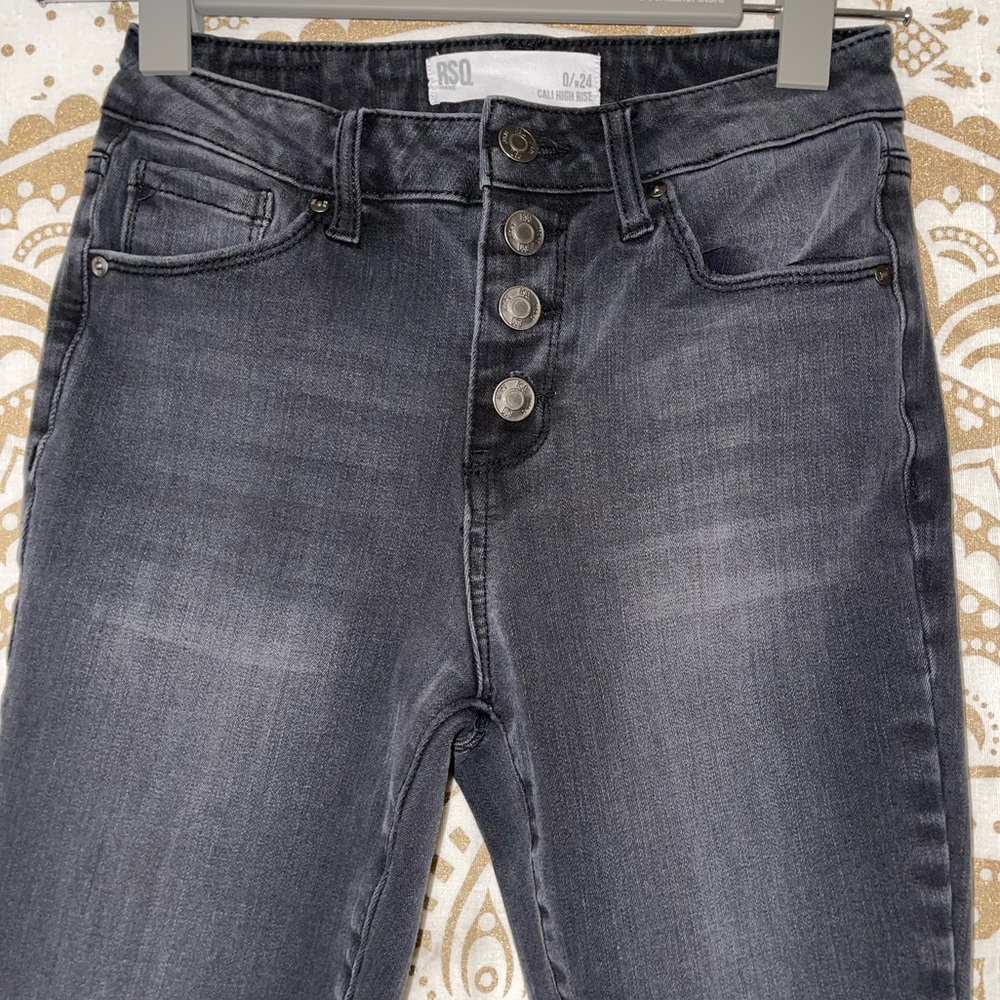 “RSQ” LADIES BUTTON UP CALI HI-RISE BLACK JEANS, SIZE 0 (24) - Picture 2 of 7